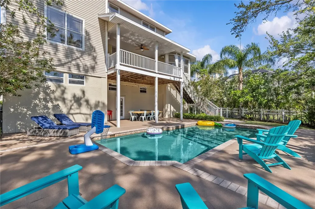 897 Point Seaside Drive Crystal Beach FL 34681