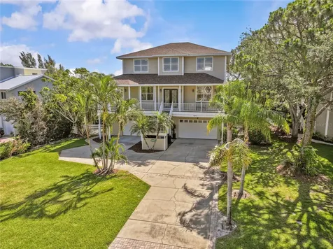 897 Point Seaside Drive Crystal Beach FL 34681