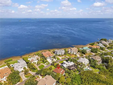 897 Point Seaside Drive Crystal Beach FL 34681