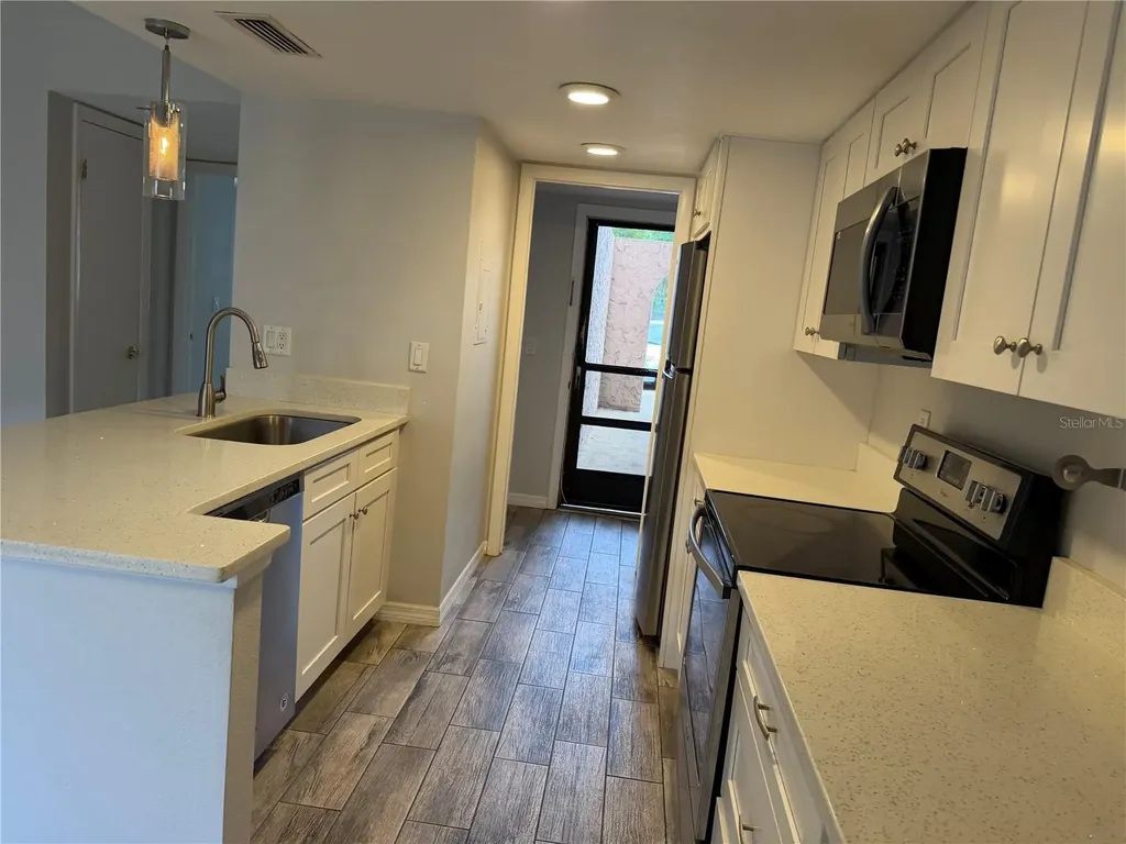 1167 Calle Del Rey Casselberry FL 32707