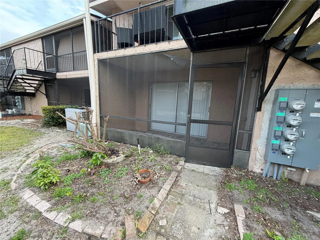 1167 Calle Del Rey Casselberry FL 32707