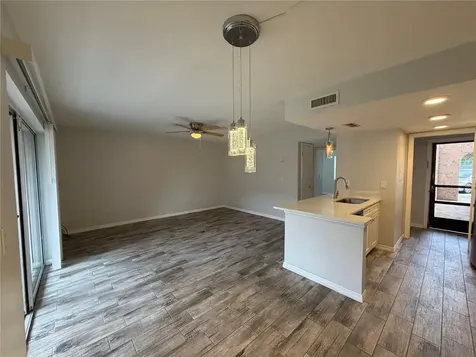 1167 Calle Del Rey Casselberry FL 32707