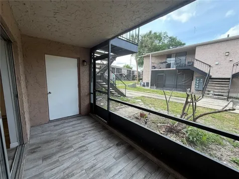 1167 Calle Del Rey Casselberry FL 32707