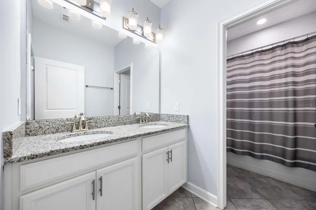 9790 Pecan Hickory Way Orlando FL 32832