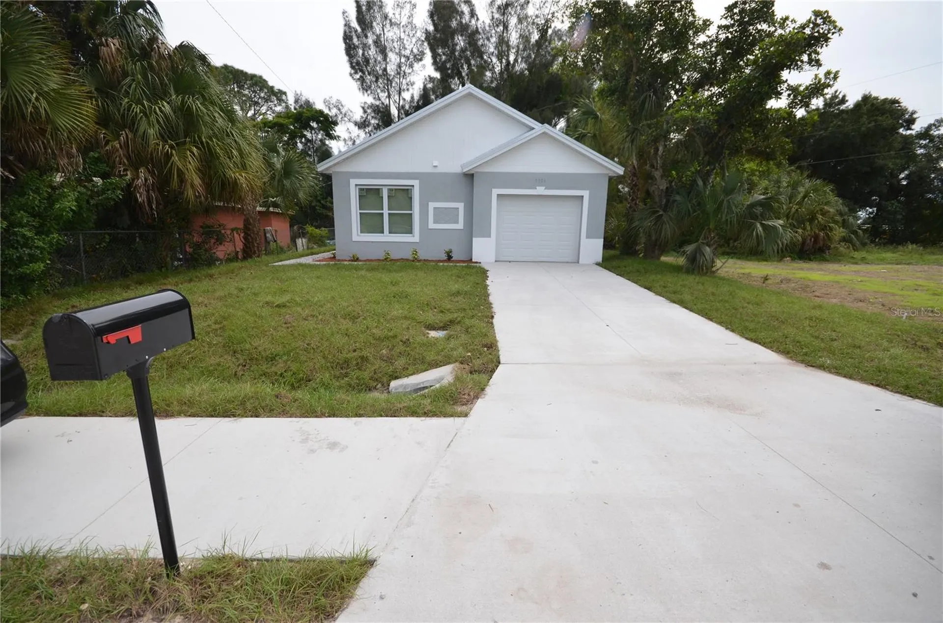 3306 Bassie Court Fort Myers FL 33916
