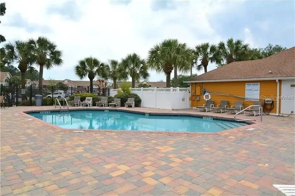 2456 Sweetwater Club Circle Kissimmee FL 34746