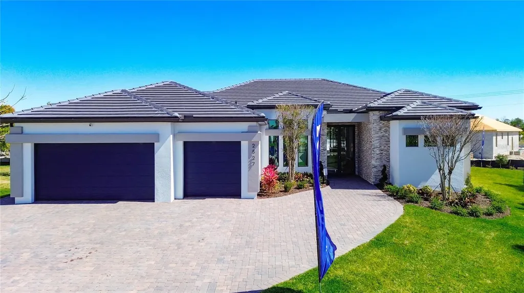 2527 Gleason Parkway Cape Coral FL 33914