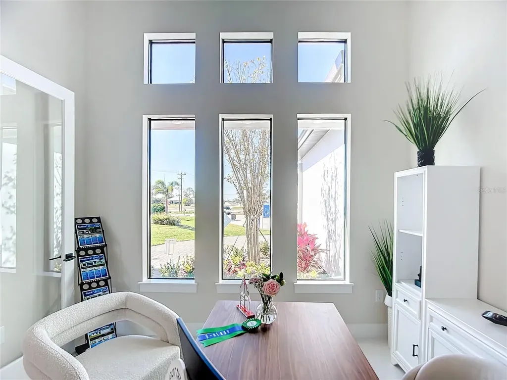 2527 Gleason Parkway Cape Coral FL 33914