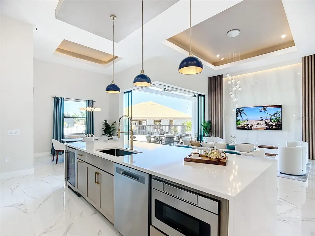 2527 Gleason Parkway Cape Coral FL 33914