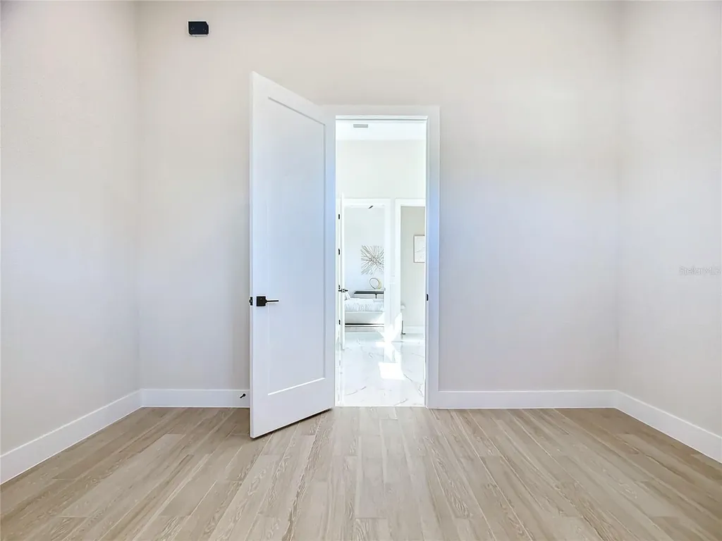 2527 Gleason Parkway Cape Coral FL 33914