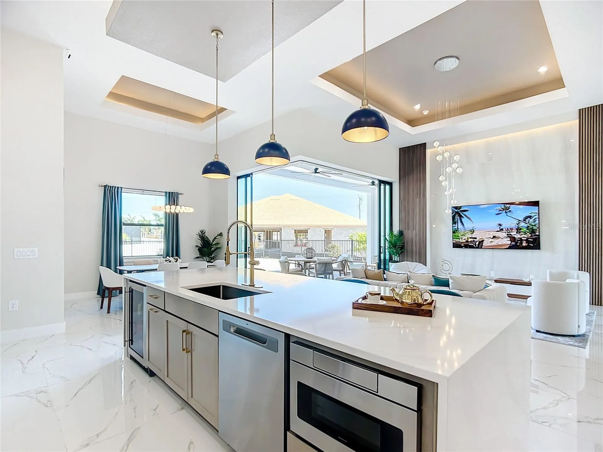 2527 Gleason Parkway Cape Coral FL 33914