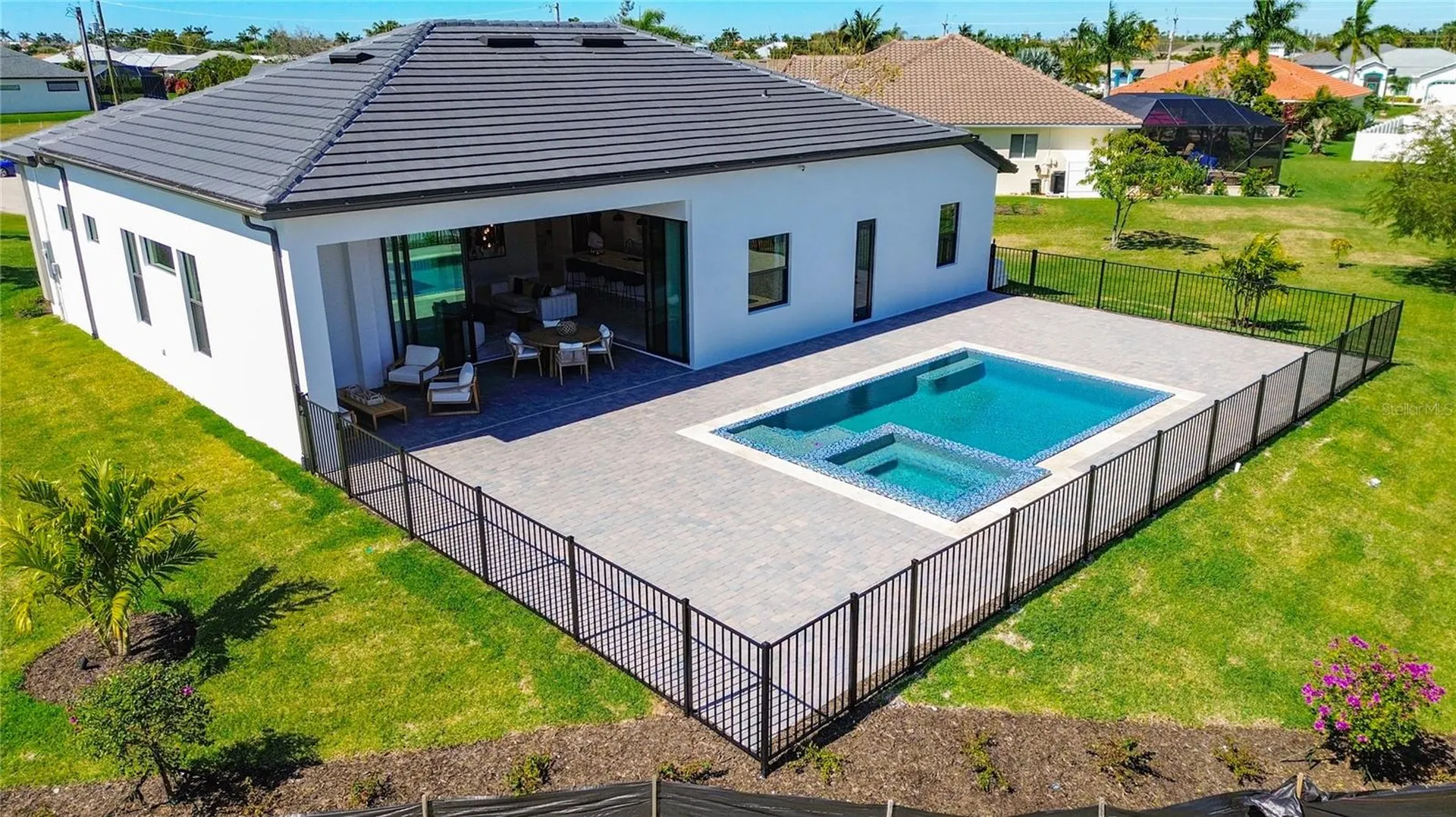 2527 Gleason Parkway Cape Coral FL 33914