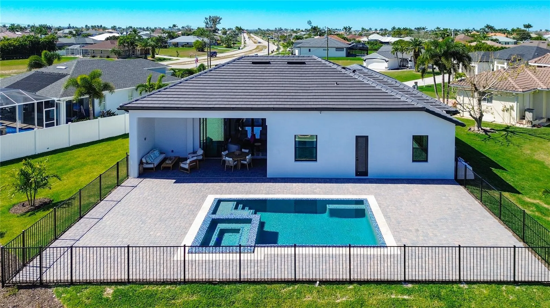 2527 Gleason Parkway Cape Coral FL 33914
