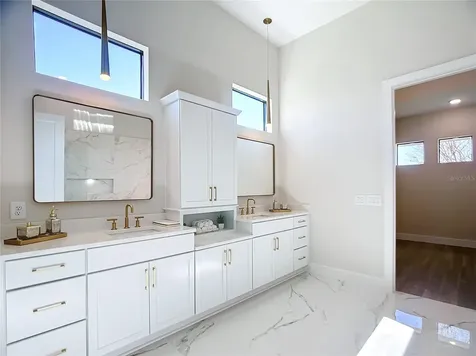 2527 Gleason Parkway Cape Coral FL 33914