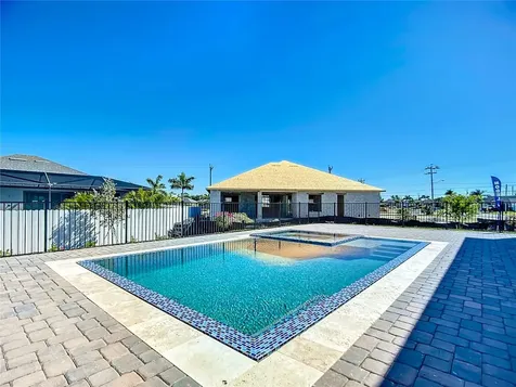 2527 Gleason Parkway Cape Coral FL 33914
