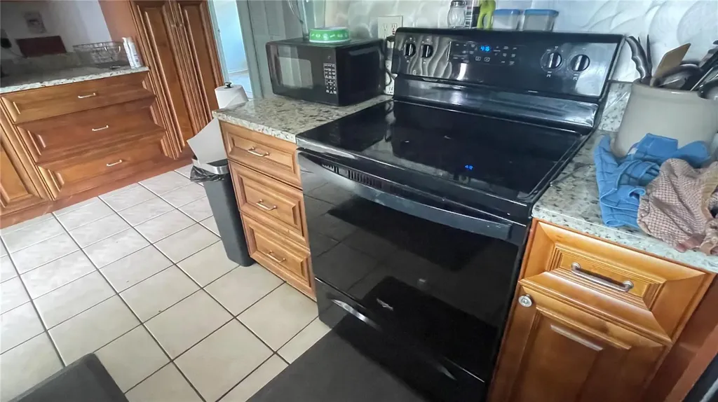 4365 66th Avenue N Pinellas Park FL 33781
