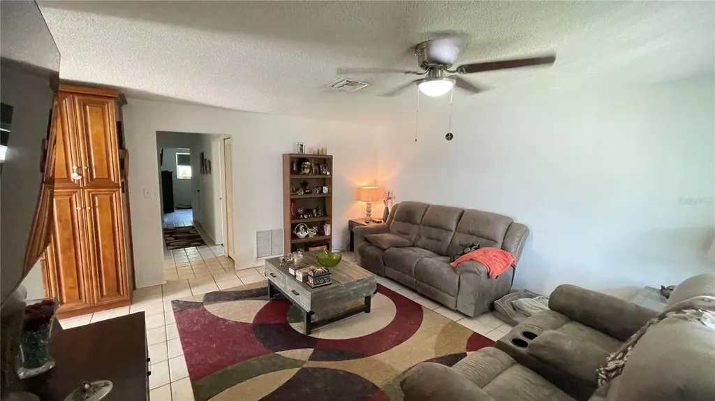 4365 66th Avenue N Pinellas Park FL 33781
