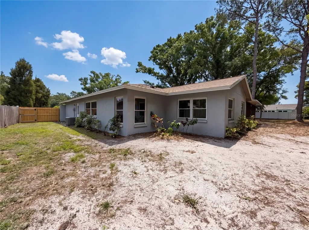 13804 Candidate Place Tampa FL 33613