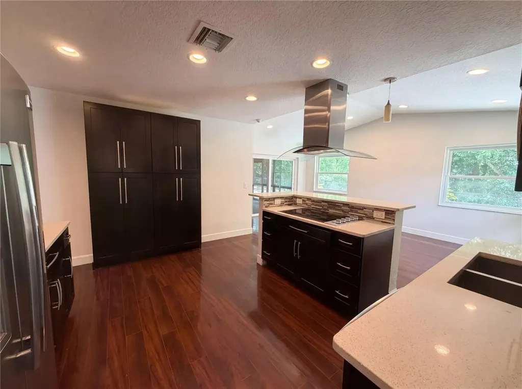 13804 Candidate Place Tampa FL 33613