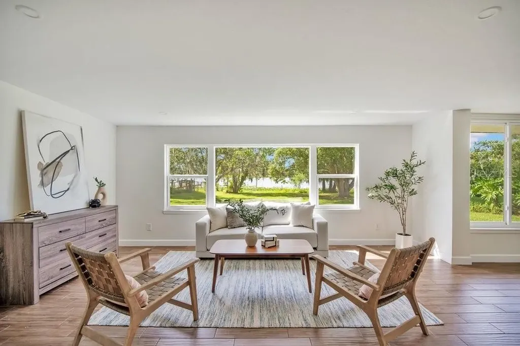 524 Queens Mirror Circle Casselberry FL 32707