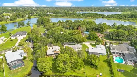 524 Queens Mirror Circle Casselberry FL 32707