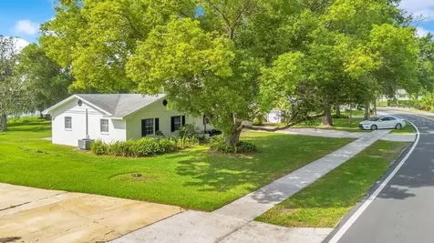 524 Queens Mirror Circle Casselberry FL 32707