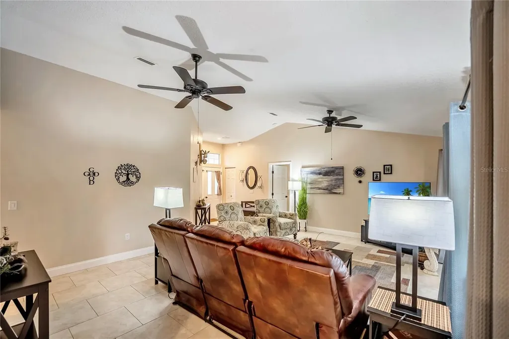 9 Buffalo View Lane Palm Coast FL 32137
