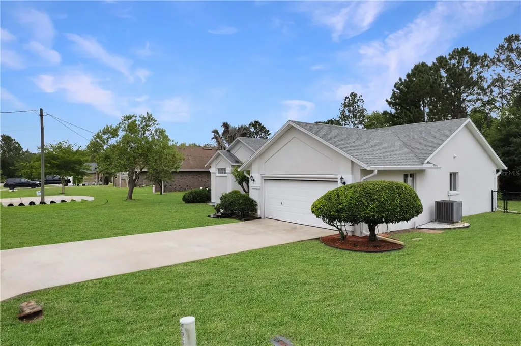 9 Buffalo View Lane Palm Coast FL 32137