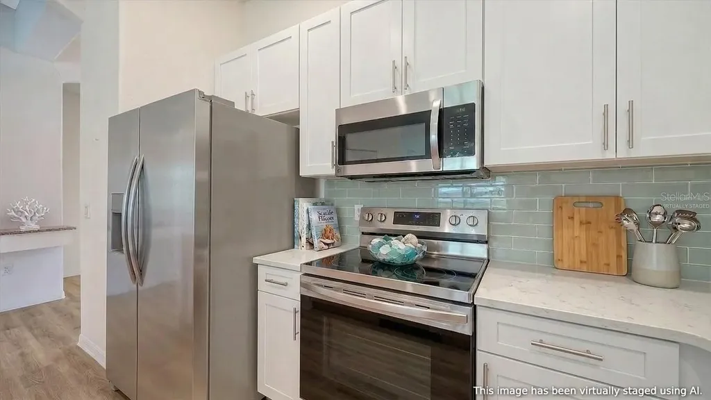 8928 Whitemarsh Avenue Sarasota FL 34238