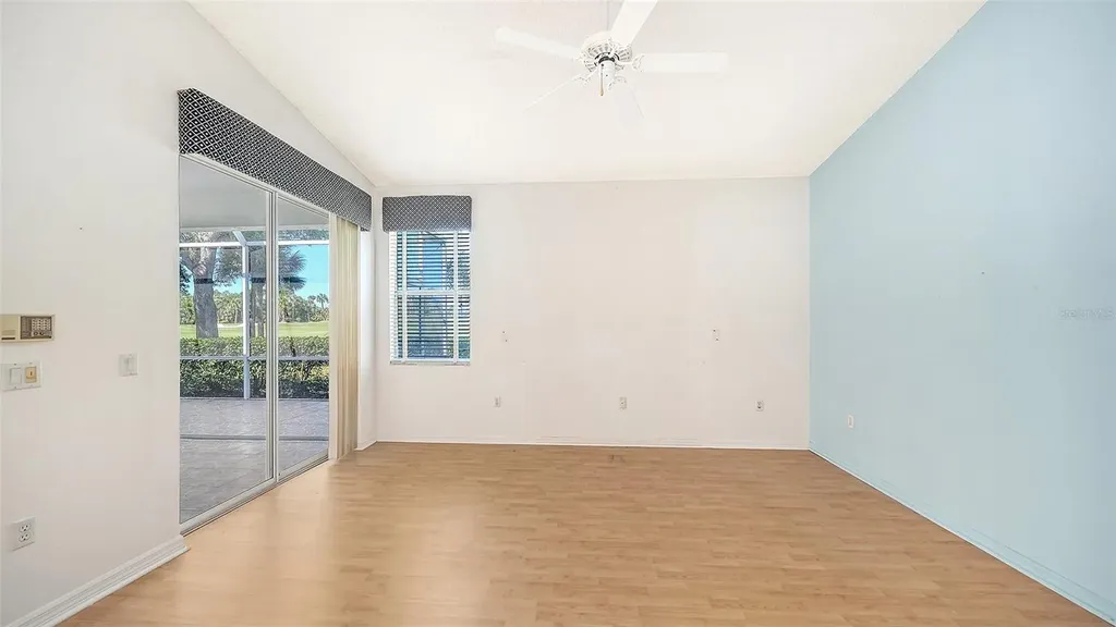 8928 Whitemarsh Avenue Sarasota FL 34238