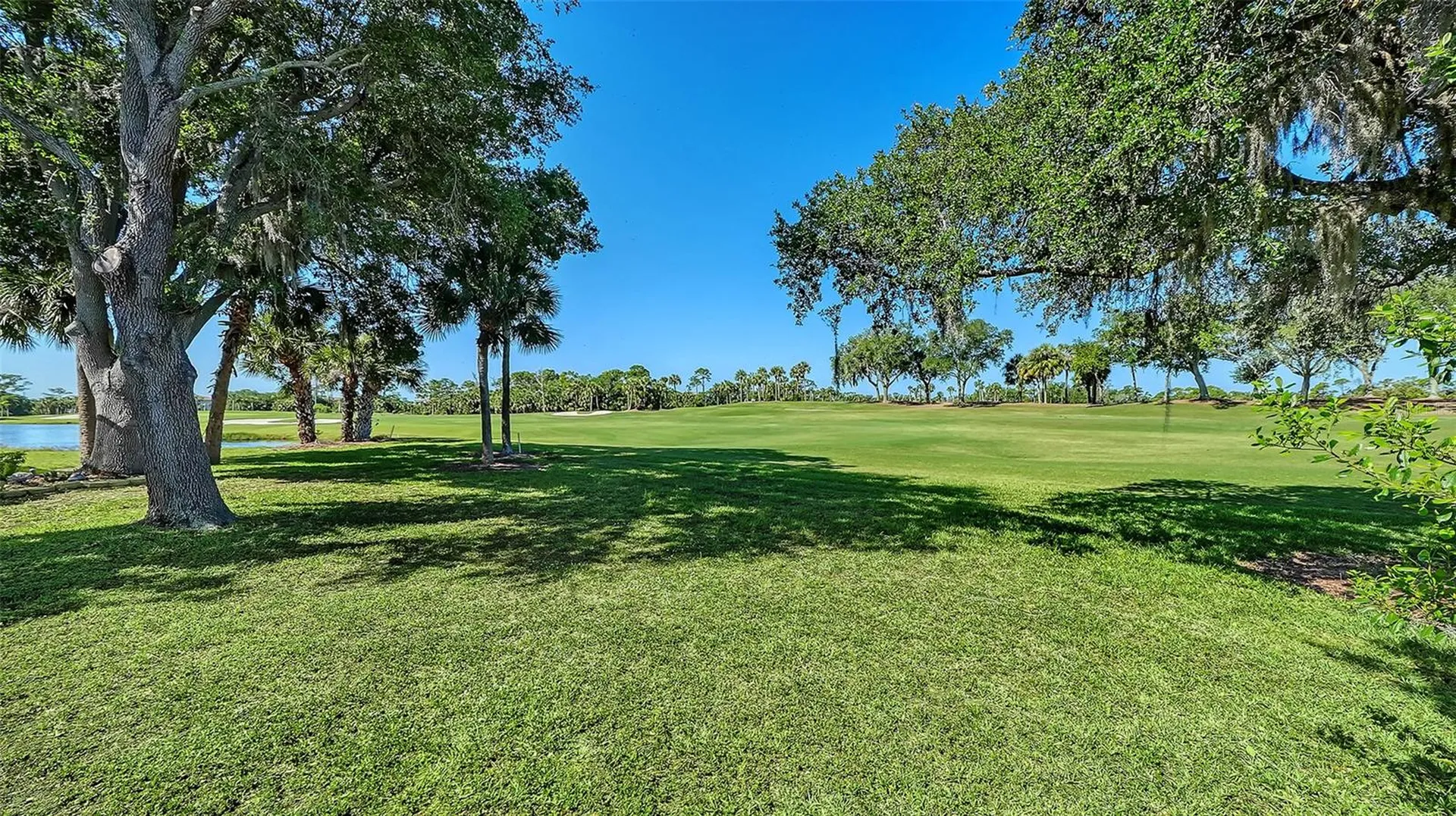 8928 Whitemarsh Avenue Sarasota FL 34238