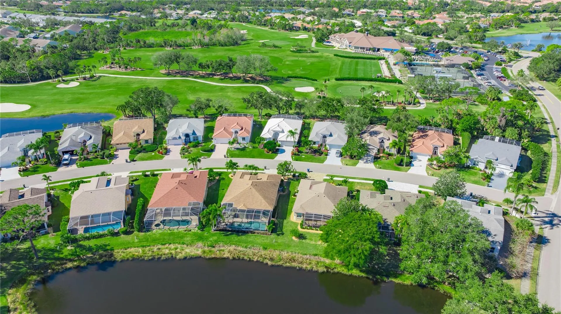8928 Whitemarsh Avenue Sarasota FL 34238