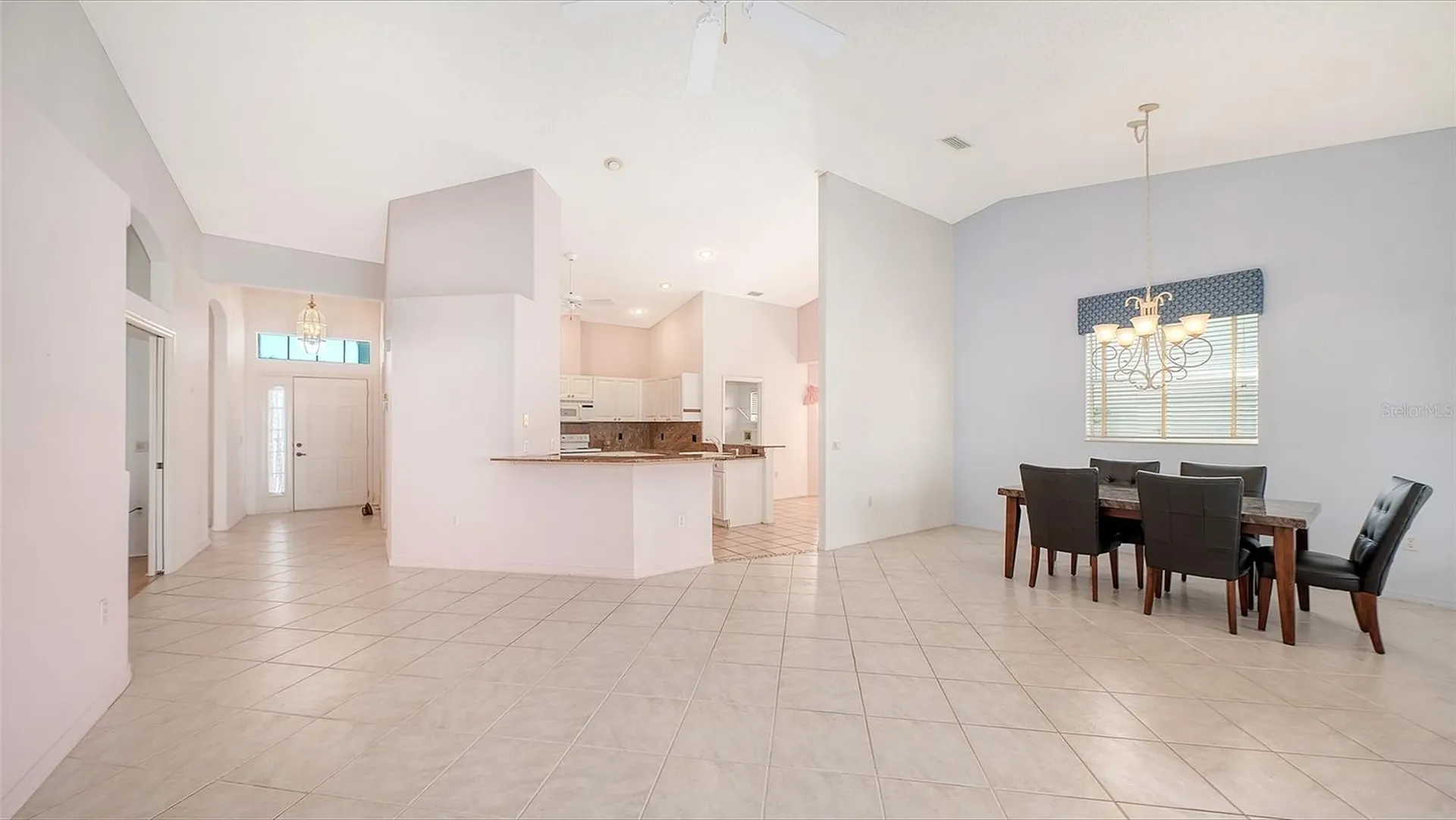 8928 Whitemarsh Avenue Sarasota FL 34238