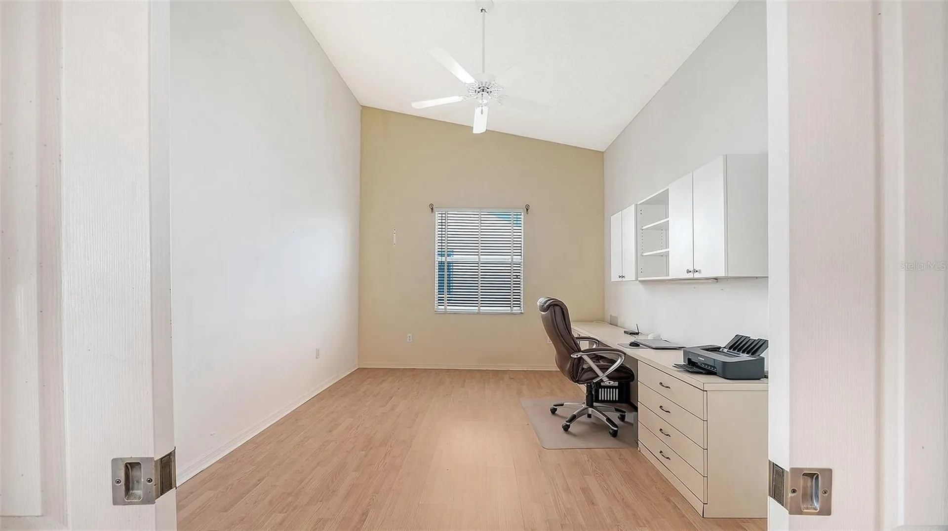 8928 Whitemarsh Avenue Sarasota FL 34238