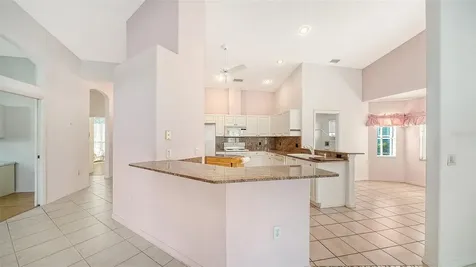 8928 Whitemarsh Avenue Sarasota FL 34238