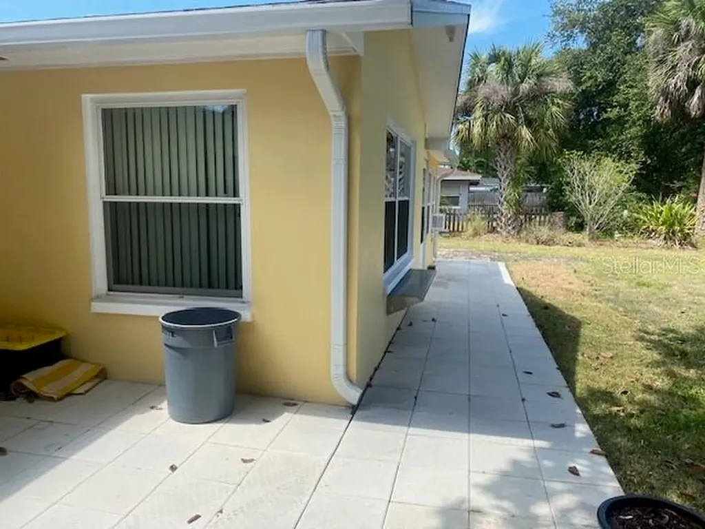 2134 Mckinley Street Clearwater FL 33765