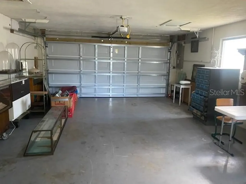 2134 Mckinley Street Clearwater FL 33765