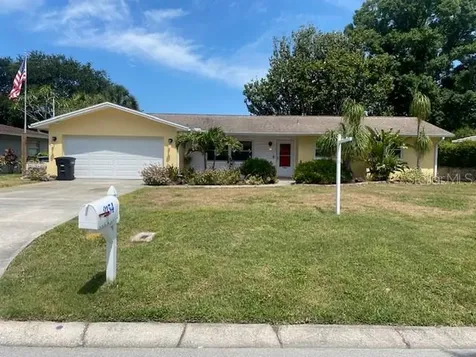 2134 Mckinley Street Clearwater FL 33765