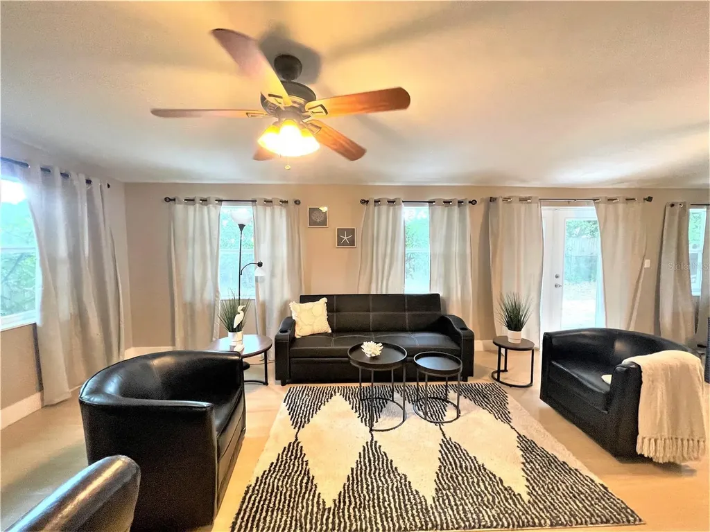 5106 104th Street N St Petersburg FL 33708