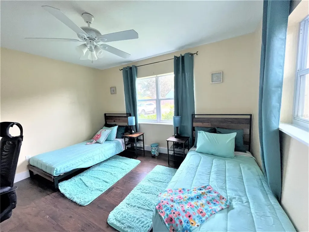 5106 104th Street N St Petersburg FL 33708