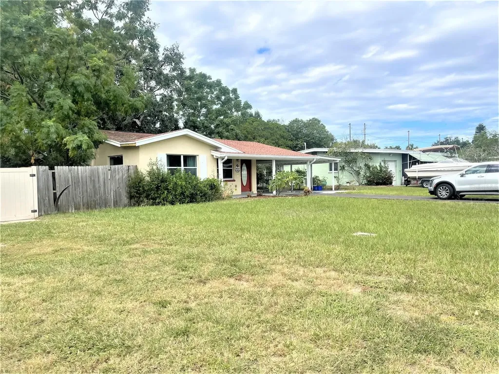 5106 104th Street N St Petersburg FL 33708
