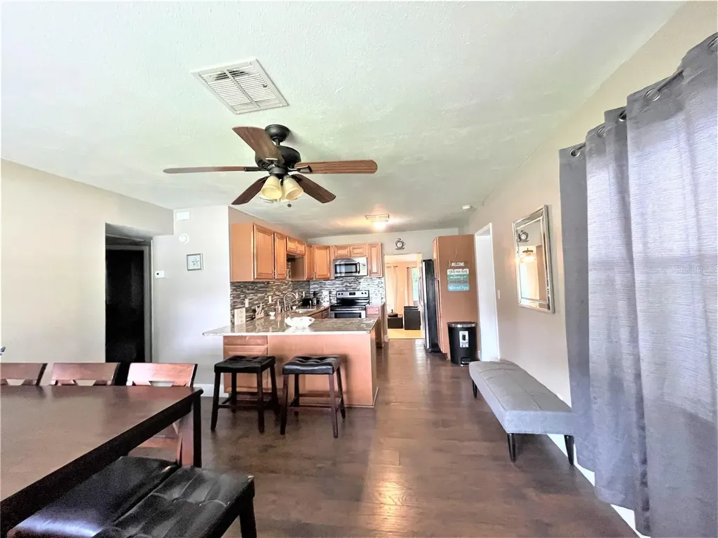 5106 104th Street N St Petersburg FL 33708