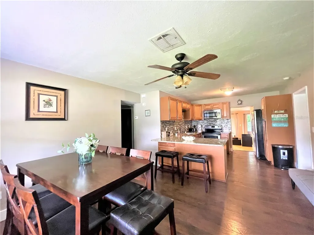 5106 104th Street N St Petersburg FL 33708