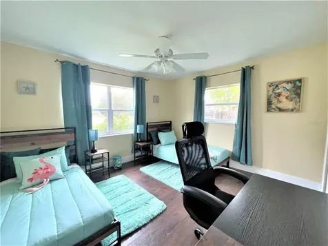 5106 104th Street N St Petersburg FL 33708
