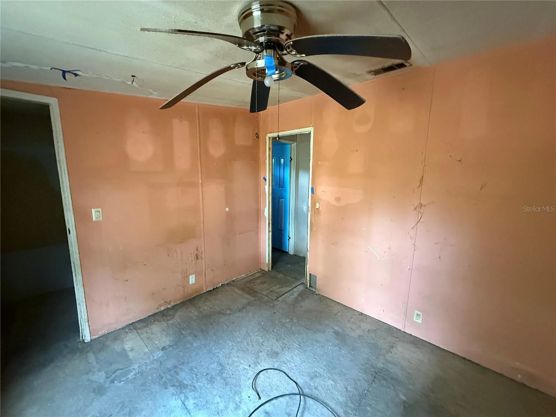 18710 SE 61st Street Road Ocklawaha FL 32179