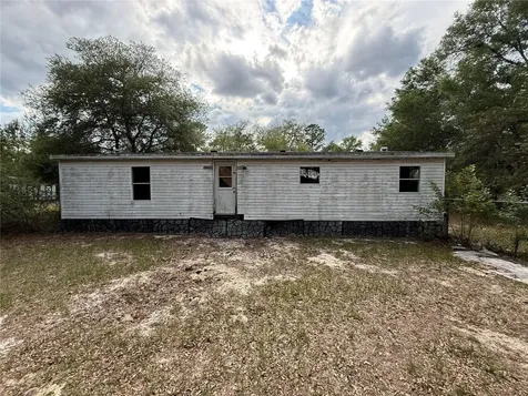 18710 SE 61st Street Road Ocklawaha FL 32179
