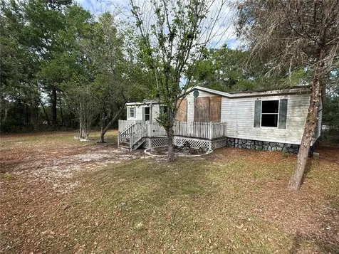 18710 SE 61st Street Road Ocklawaha FL 32179