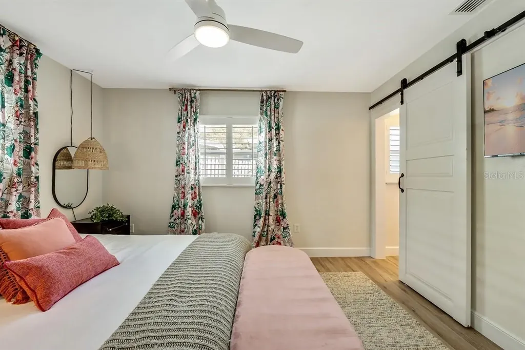 1720 Penny Lane Clearwater FL 33756