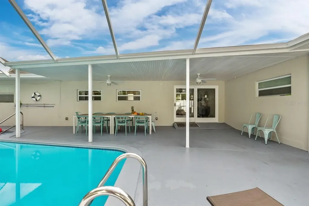 1720 Penny Lane Clearwater FL 33756