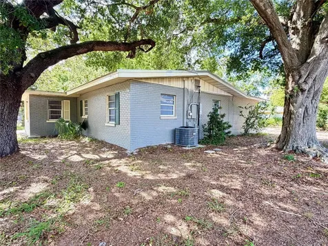 1405 Avenue H SW Winter Haven FL 33880